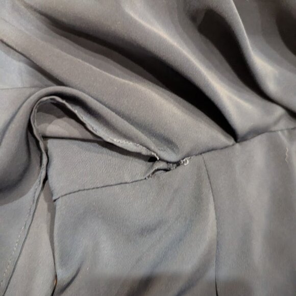 Lavish Alice * One-Shoulder Cape Midi Dress * Navy – Size 10 - Picture 4 of 7